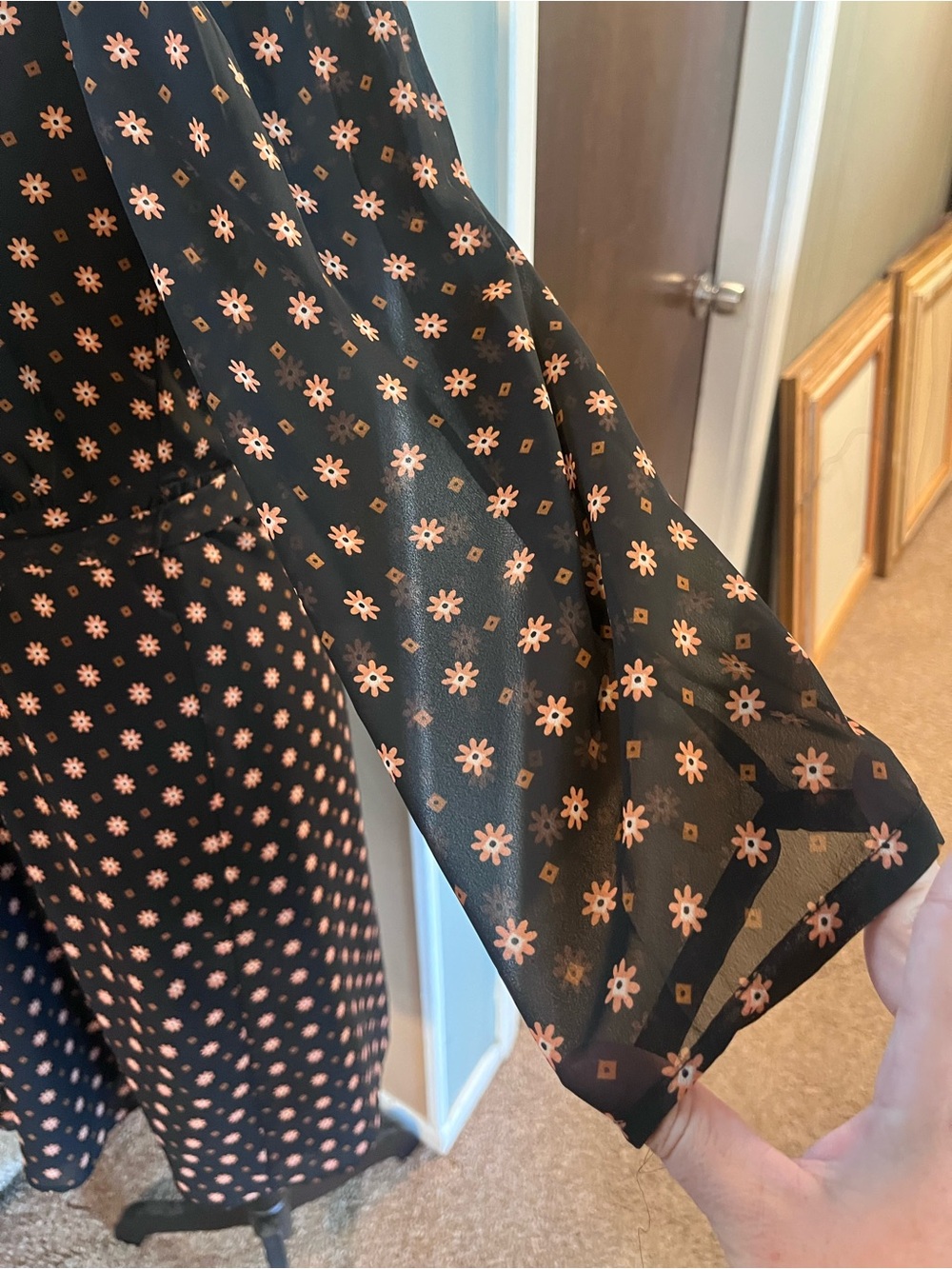 Ann Taylor Women’s Petite Sz 0 Floral Belted Long sleeve dress - Picture 4 of 9